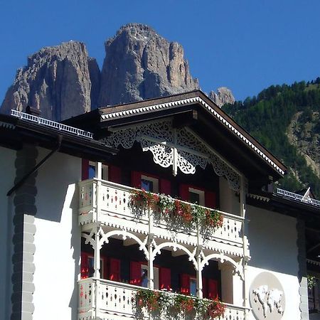 Villa Kofler Wonderland Resort Campitello di Fassa Exterior foto
